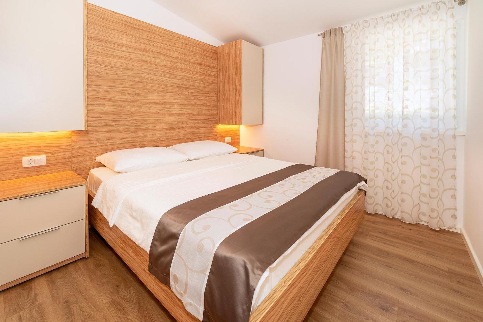 Apartments Kricin II Baška Esterno foto
