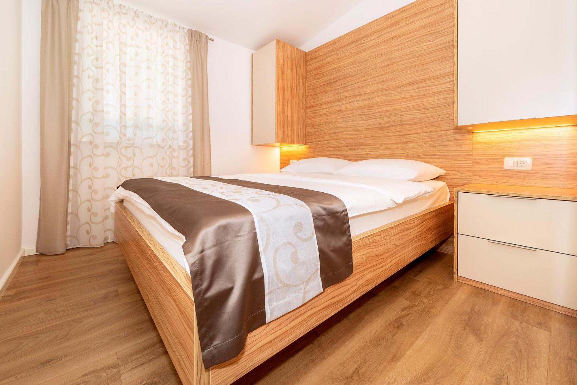 Apartments Kricin II Baška Esterno foto