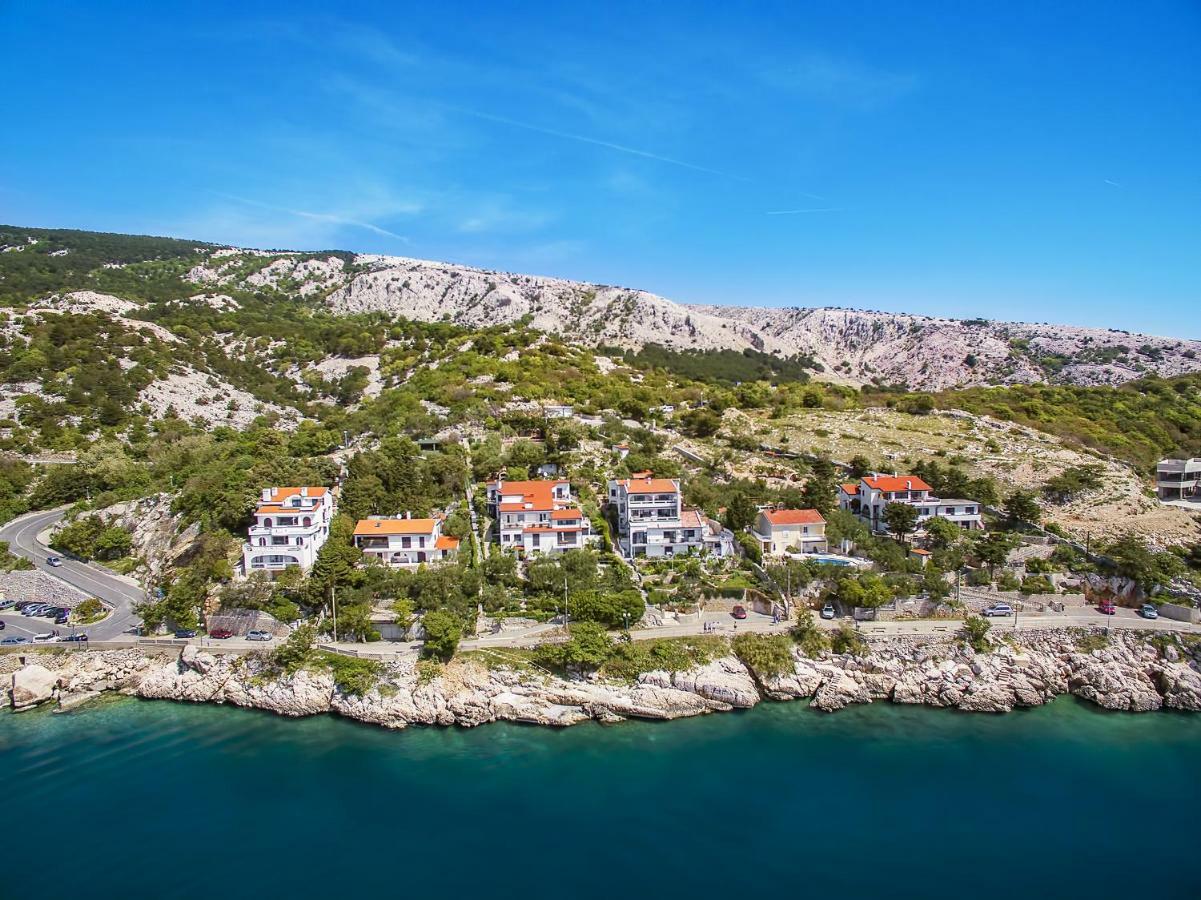 Apartments Kricin II Baška Esterno foto