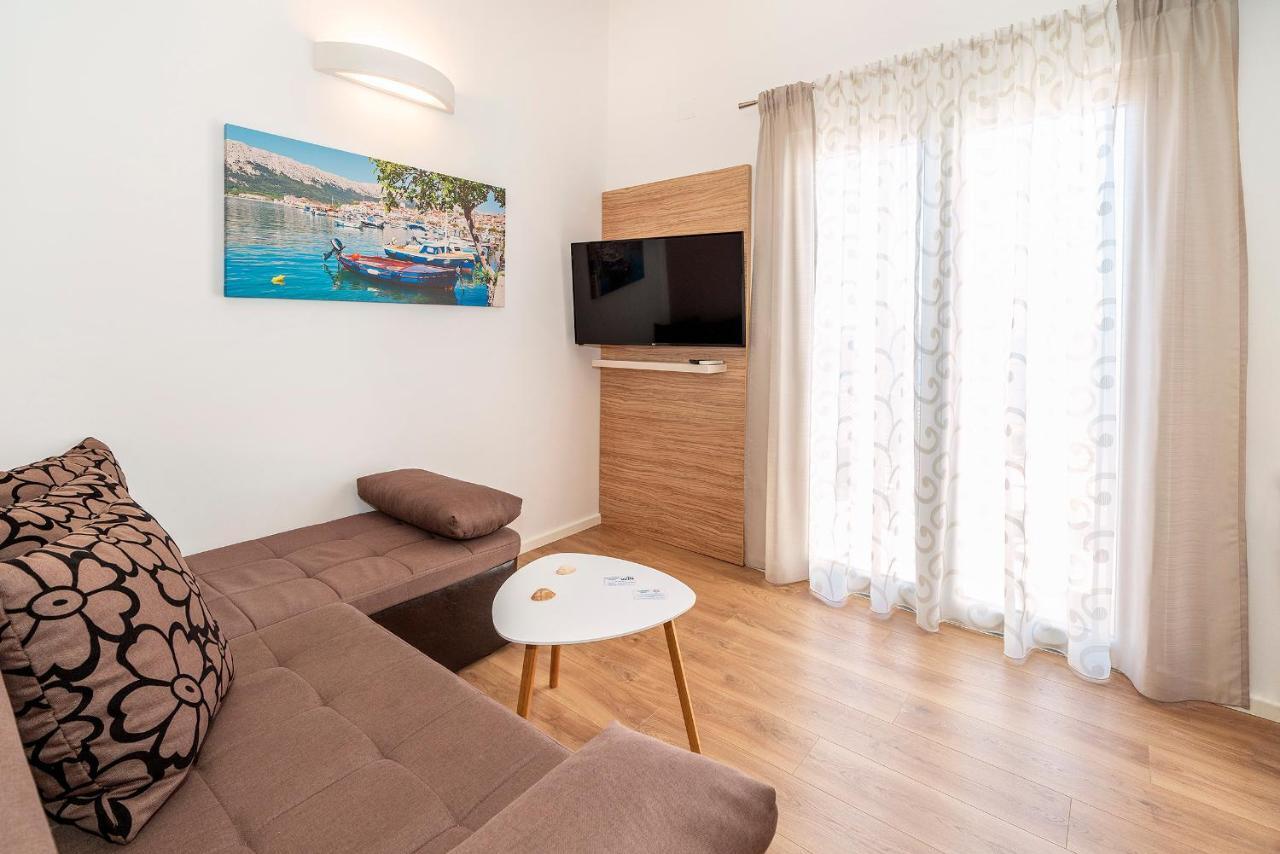 Apartments Kricin II Baška Esterno foto